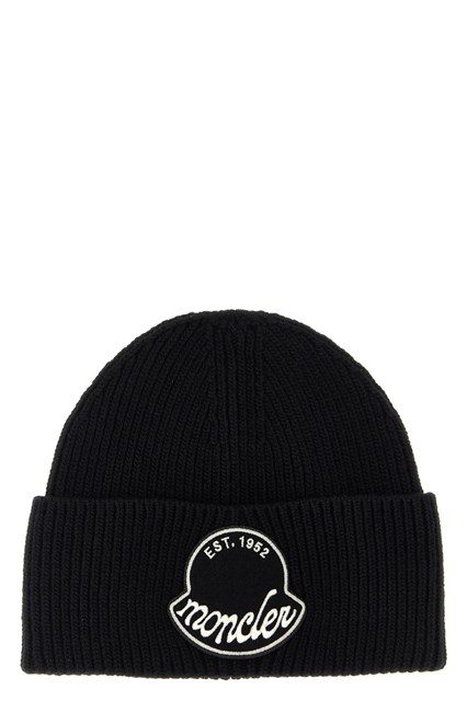 Logo patch beanie