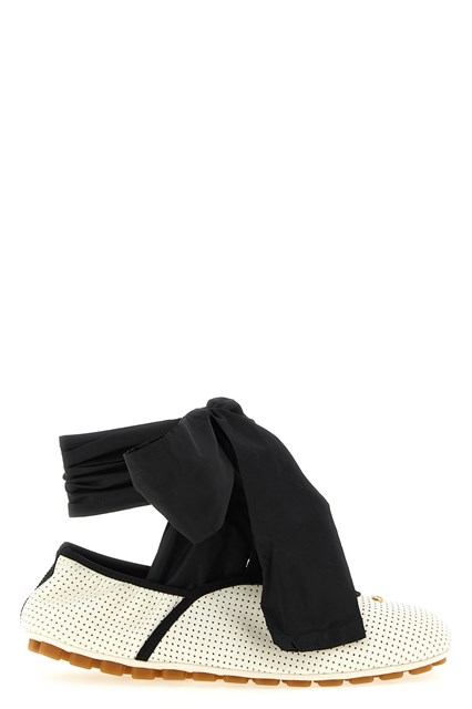 Ballerina Valentino Garavani 'Rythmika'