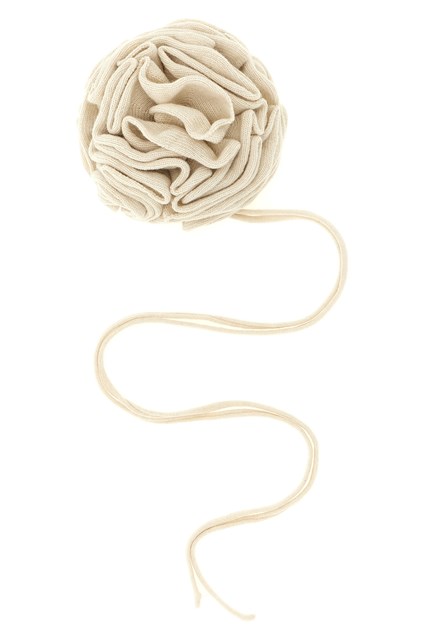 Spilla in maglia con laccetto