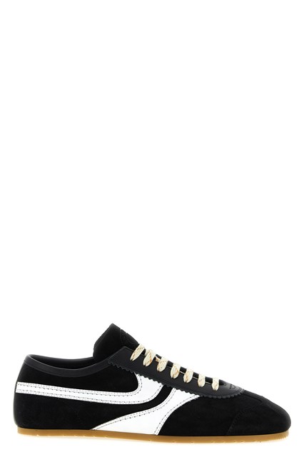 Sneaker suede